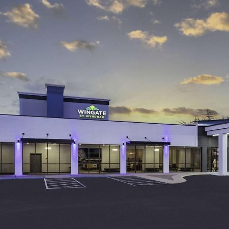 Wingate By Wyndham Wichita Airport Hotel ภายนอก รูปภาพ