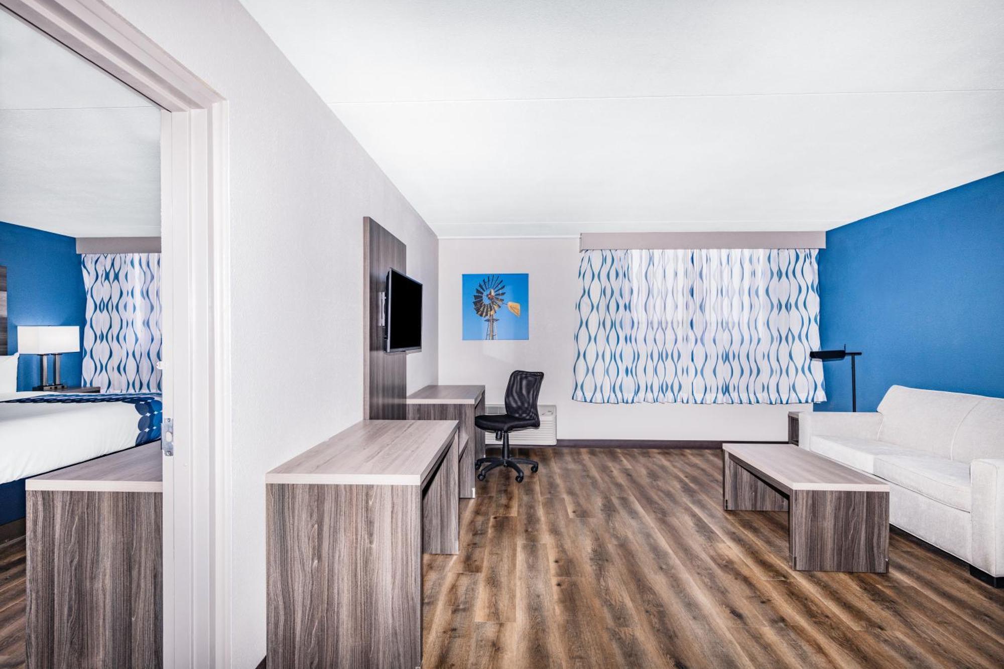 Wingate By Wyndham Wichita Airport Hotel ภายนอก รูปภาพ